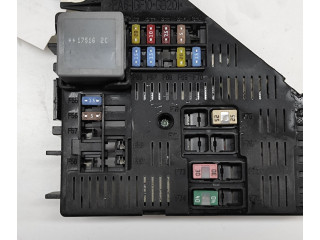 Блок предохранителей 31473569   Volvo S90, V90    