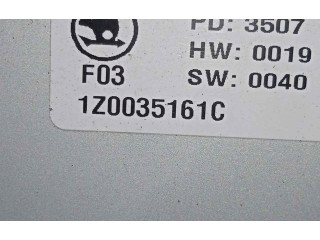 Блок управления HiFi audio 1Z0035161C    Skoda Octavia Mk2 (1Z) 2004 - 2013 года