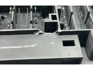 Блок комфорта 5Q0937084AE Skoda Octavia Mk3 (5E)