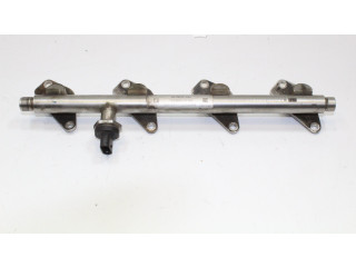 Vstřikovací lišta A2700701595   Mercedes-Benz B W246 W242    M 270.910 