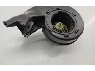 Вентилятор печки 13212690 Opel Meriva A