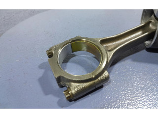 Поршень CFGB Skoda Superb B6 (3T)