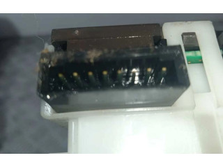 Ручка стеклоочистителей    Nissan Micra C+C