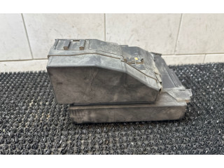   Pojistková skříňka    Infiniti QX60 L50 2014