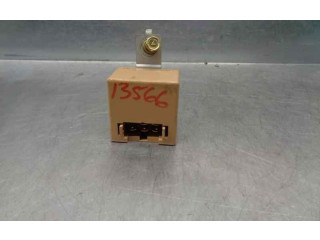 Блок предохранителей MD332124 Mitsubishi Space Wagon