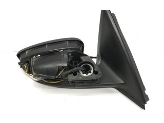 Зеркало электрическое Skoda Fabia Mk3 (NJ) 2015 - 2021 года