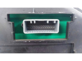 Панель приборов 8200305020F, E2-A1-34-3 Renault Clio III