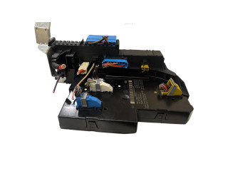 Pojistková skříňka 2049005003, 5DK01102241 Mercedes-Benz C W204 2012