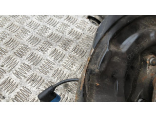 Задний поворотный кулак (ступица, цапфа)