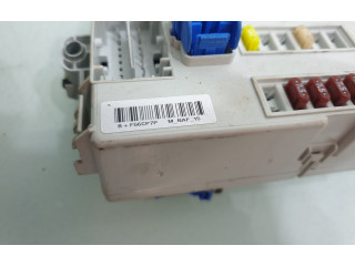 Блок предохранителей P68236667AE Jeep Cherokee