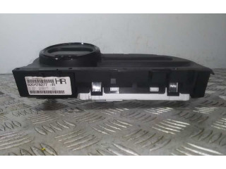 Панель приборов 8201178277   Renault Twingo II       