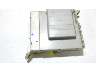 Блок предохранителей 8273030321 Lexus GS 300 350 430 450H