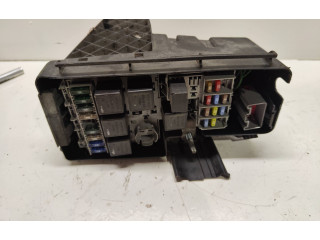 Блок предохранителей 30728132 Volvo XC90