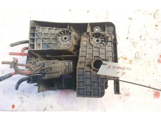 Блок предохранителей  017181281, 0621395192e   Skoda Octavia Mk2 (1Z)    