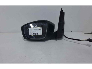 Зеркало электрическое Skoda Fabia Mk3 (NJ) 2015 - 2021 года