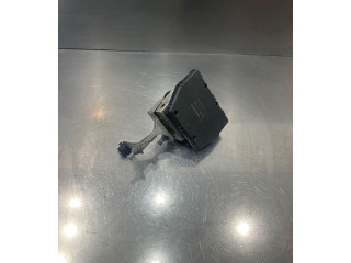 Jednotka ABS A2035451632, SAU0L11198 Mercedes-Benz C W203 2000