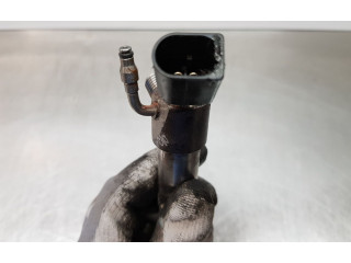 Форсунка 338002U000    KIA Ceed  D4FE 