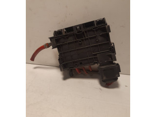 Блок предохранителей 1J0937550AA   Audi A3 S3 8L    