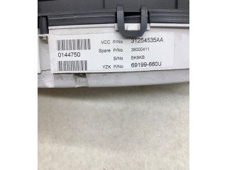 Панель приборов 36000411, 69199660U   Volvo V70       