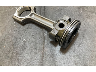  Поршень с шатуном    Renault Trafic III (X82)  