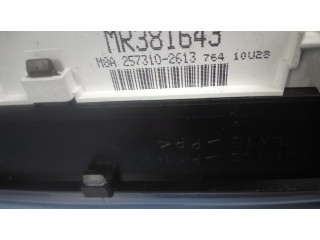 Панель приборов MR381643, 2573102613 Mitsubishi Pajero Pinin