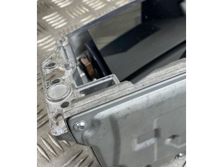 Дисплей    4M8919617F   Audi Q8