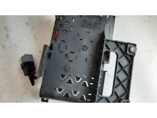   Pojistková skříňka 7L0937548C   Audi A3 S3 8V 2015