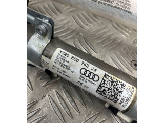 Боковая подушка безопасности 8R0880742J   Audi Q5 SQ5