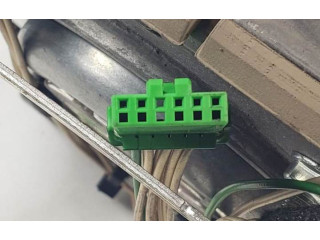 Подушка безопасности водителя 30698046   Volvo V70