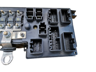 Блок предохранителей 9494207, 518323001 Volvo S80