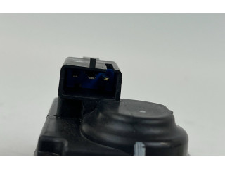 Zámek zadních dveří    Maserati Ghibli 2018