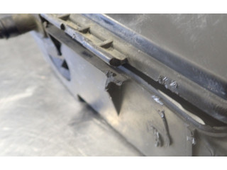 Блок предохранителей  8200683706   Renault Clio III    