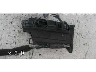 Двигатель центрально замка 825024563R, 805024563R    Renault Clio IV  H4BT 400 