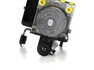 Блок АБС 71772135, T0-8830R Alfa Romeo Giulietta - года