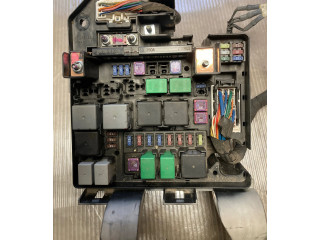 Блок предохранителей 919502P000   KIA Sorento    