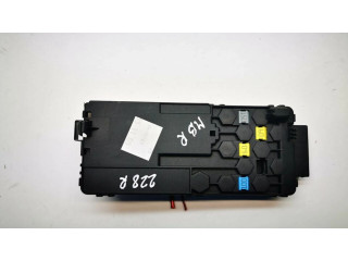 Блок предохранителей 2115452601, 013948411 Mercedes-Benz R W251
