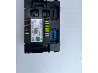 Блок предохранителей 68411148AB, 00534930520 Jeep Compass