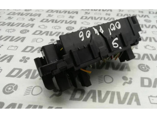 Блок предохранителей  9635518180   Peugeot 406    