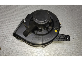 Вентилятор печки 6Q1820015C Skoda Fabia Mk1 (6Y)