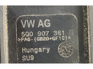 Pojistková skříňka 5Q0907361G, 5Q0937132A Audi A3 S3 8V 2017