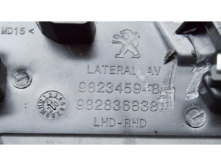 Воздушная решётка окна