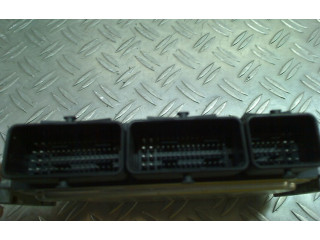 Блок управления двигателя 237105748r, 237105748R   Renault Twingo III