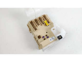 Блок комфорта 8273012X70A, 63583366   Toyota Auris E180   