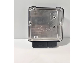 Řídící jednotka 03G906016HN, 0281012272   Volkswagen Caddy 2006