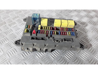 Блок предохранителей 52010565B, 737910 Land Rover Freelander