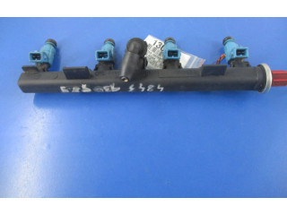 Топливная рампа    Fiat Albea   для двигателя 0767424