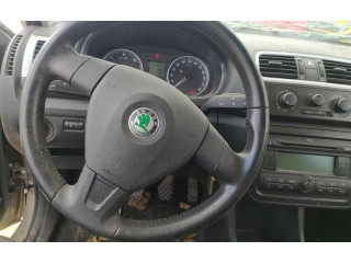 Руль Skoda Fabia Mk2 (5J)  2007 - 2014 года 1Z041909P      