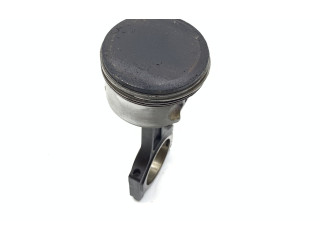 Поршень Jaguar XJ X308