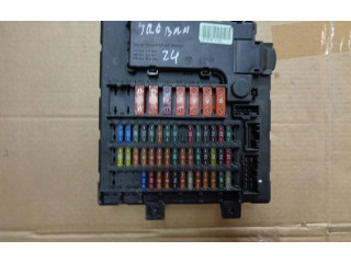 Блок предохранителей 8378113, 8378113   BMW Z4 E89    