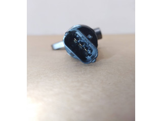 Топливная рампа 0445216050, 35032008F Maserati Ghibli